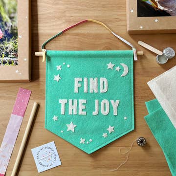 Find The Joy Positivity Banner Craft Kit