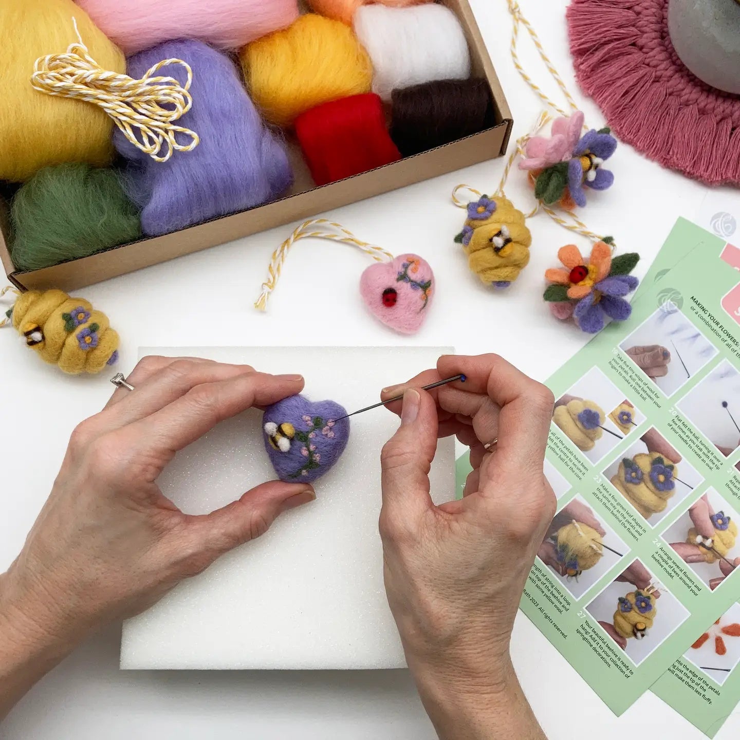 Needle felting kit - Springtime