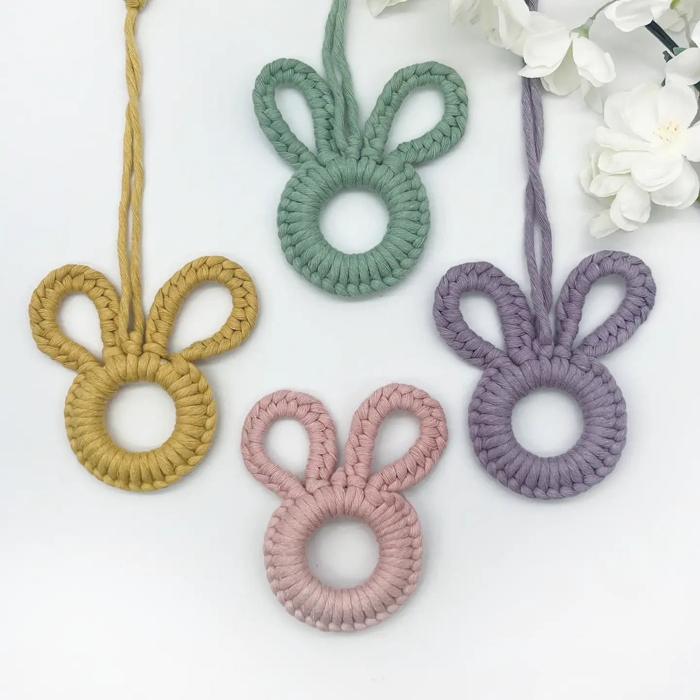 Macrame kit - Easter bunnies